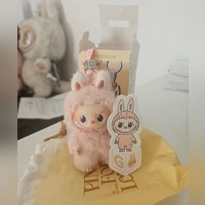 Pin For Love Labubu Kechain Pop Mart - Letter G
